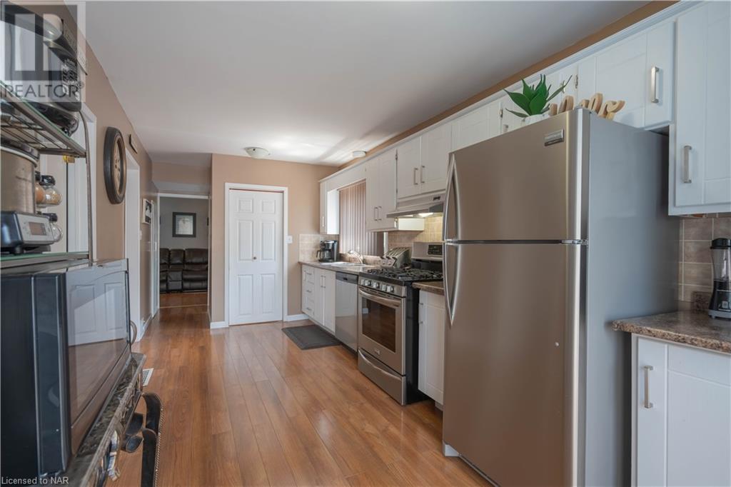 51 Wallace Avenue S, Welland, Ontario  L3B 1R4 - Photo 11 - 40621704