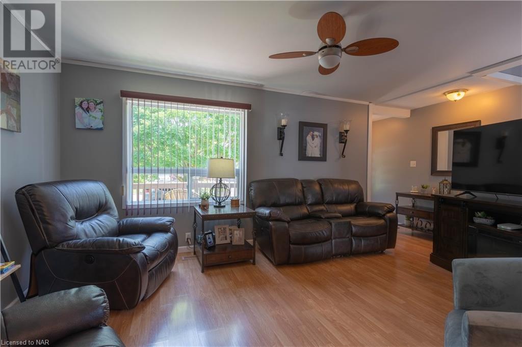 51 Wallace Avenue S, Welland, Ontario  L3B 1R4 - Photo 7 - 40621704