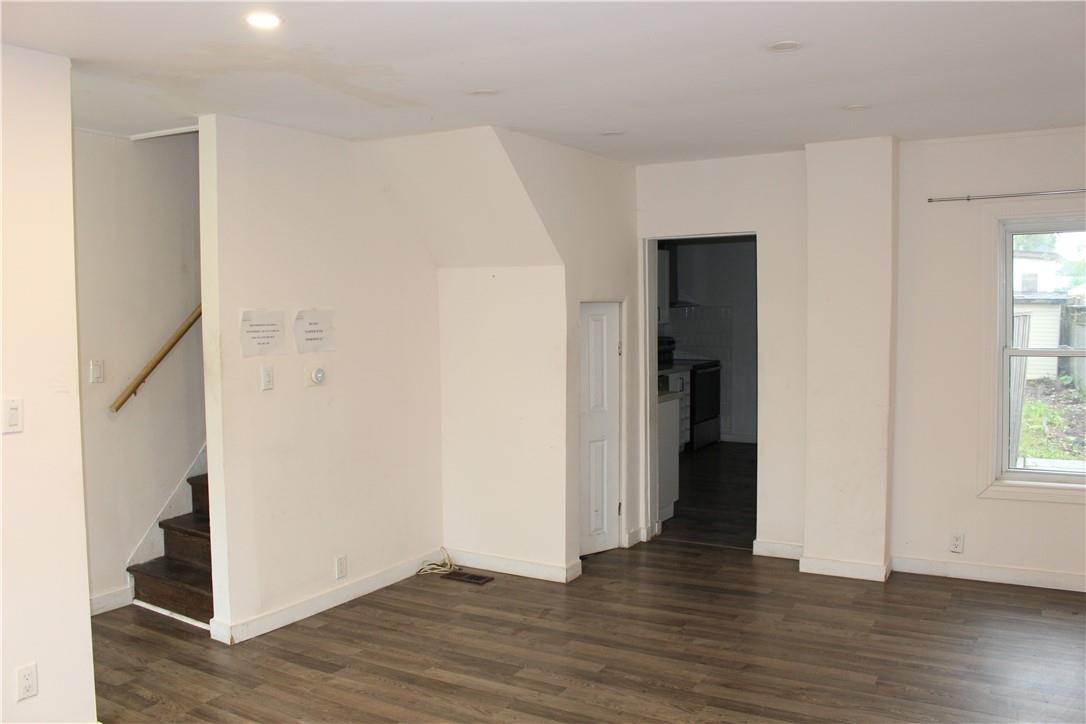 220 Belmont Avenue, Hamilton, Ontario  L8L 7M6 - Photo 4 - H4200929