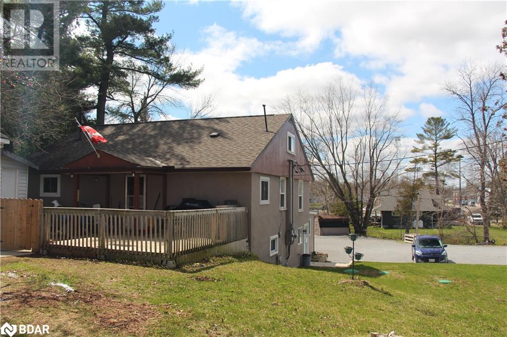 8272 Rama Road, Washago, Ontario  L0K 2B0 - Photo 2 - 40623408