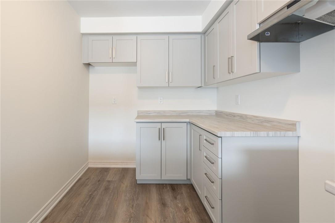 21 Roxanne Drive, Unit #118, Hamilton, Ontario  L8H 0B6 - Photo 16 - H4200911