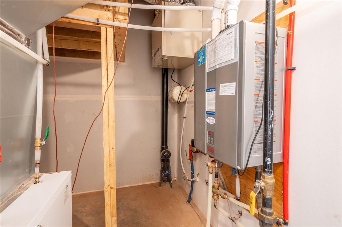 21 Roxanne Drive, Unit #118, Hamilton, Ontario  L8H 0B6 - Photo 9 - H4200911