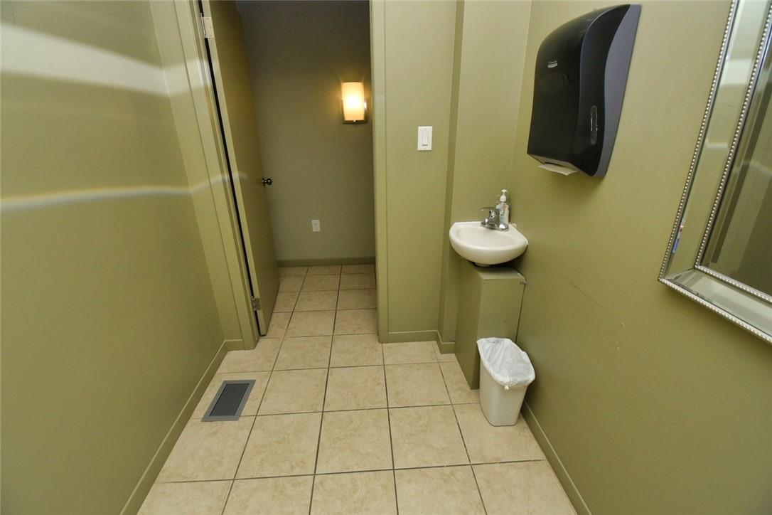 79 Rymal Road W, Unit #3, Hamilton, Ontario  L9B 1B5 - Photo 29 - H4199484