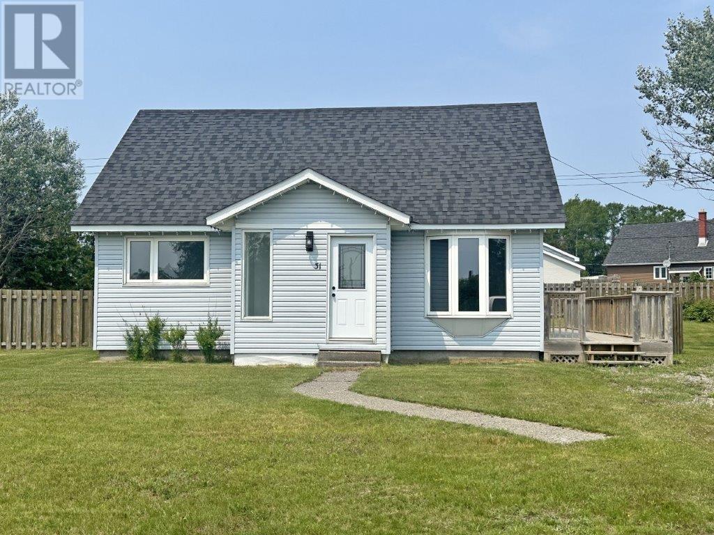 31 Laurier Ave, Terrace Bay, Ontario  P0T 2W0 - Photo 1 - TB242316