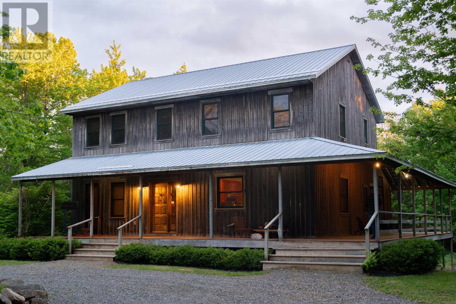 356 Davison Street, Forest Hill, Nova Scotia  B4P 2R3 - Photo 1 - 202413620
