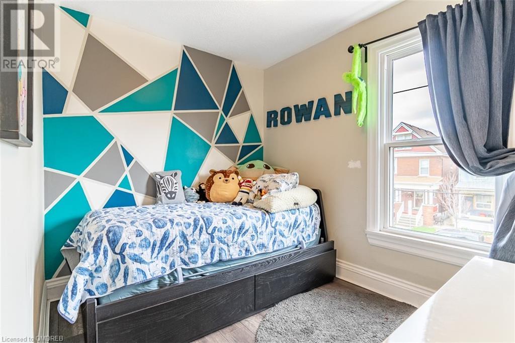 137 Avondale Street, Hamilton, Ontario  L8L 7B9 - Photo 7 - 40623772