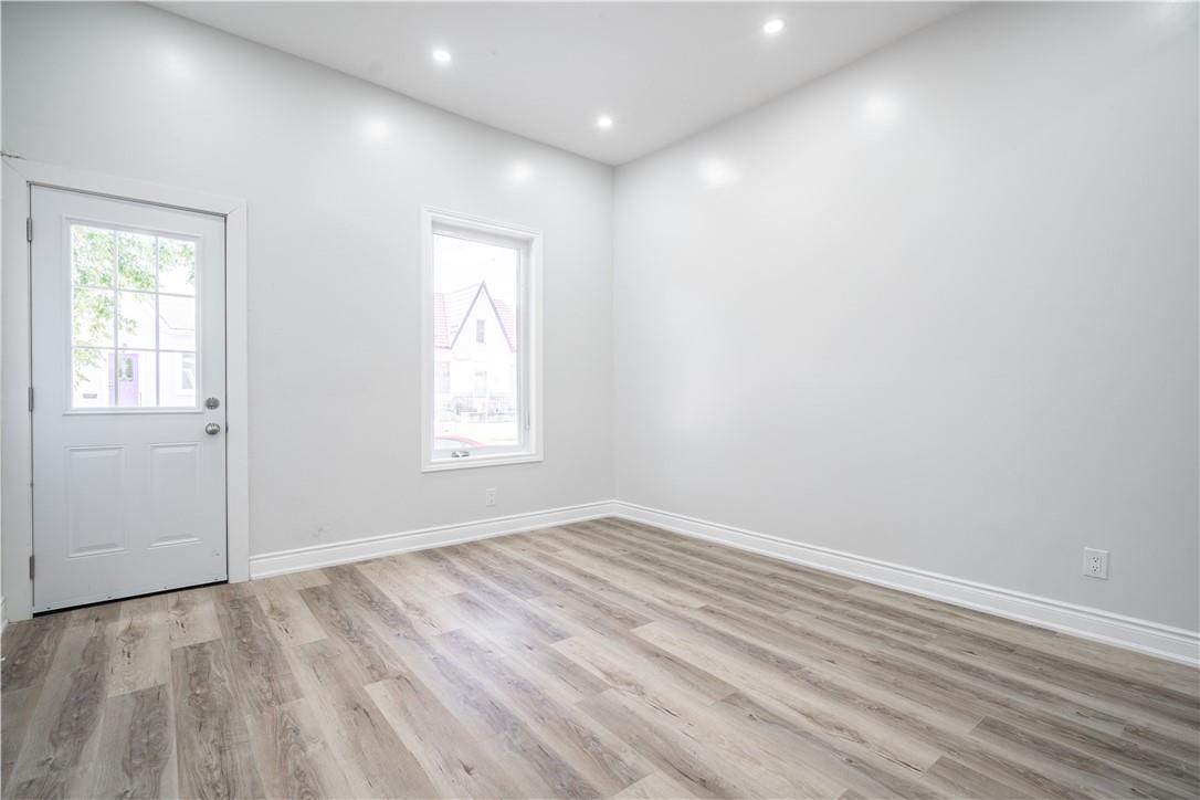 195 Picton Street E, Hamilton, Ontario  L8L 3W8 - Photo 5 - H4201006