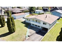 441 Oak Avenue Sicamous, Sicamous, Ca