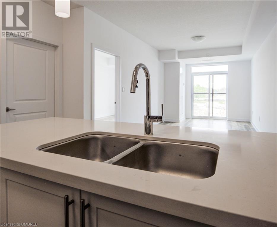 10 Mallard Trail E Unit# 234, Hamilton, Ontario  L8B 2A7 - Photo 14 - 40597054