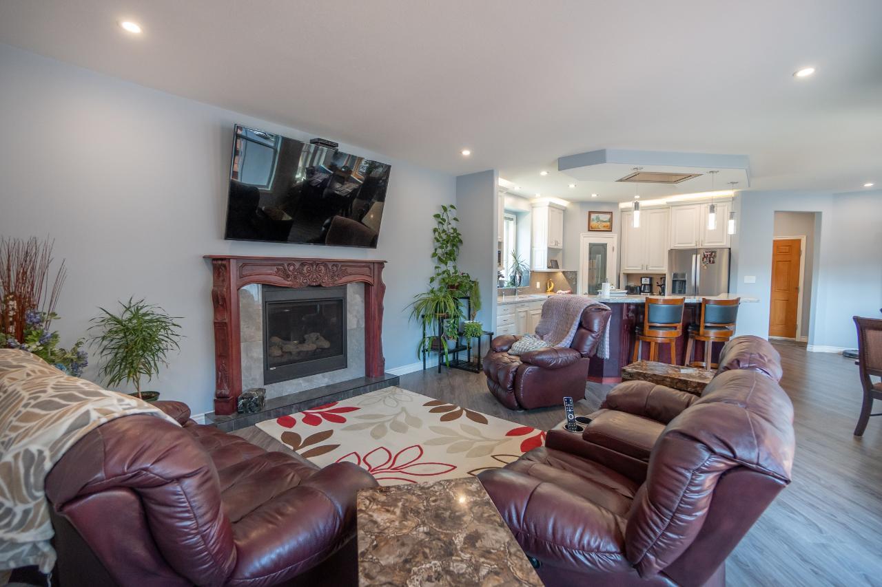 2977 Upper Levels Road, Castlegar, British Columbia  V0G 1X0 - Photo 24 - 2478585