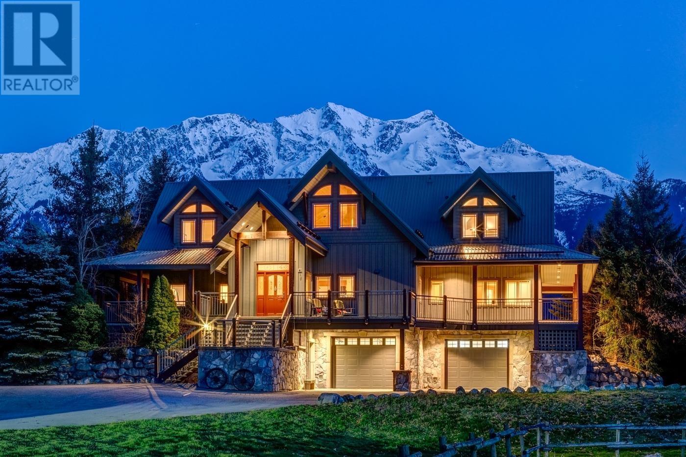 1360 Collins Road, Pemberton, British Columbia  V0N 2L0 - Photo 21 - R2873292