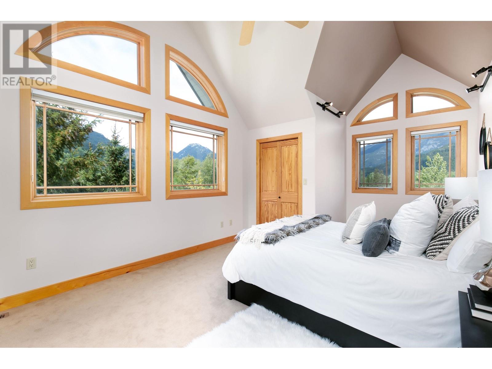1360 Collins Road, Pemberton, British Columbia  V0N 2L0 - Photo 14 - R2873292