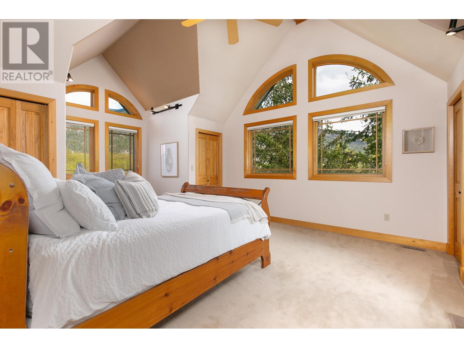1360 Collins Road, Pemberton, British Columbia  V0N 2L0 - Photo 16 - R2873292
