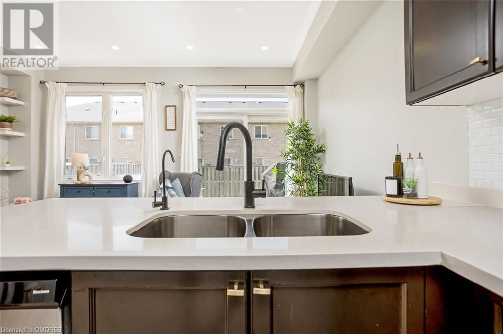 Image of property at 706 AGNEW Crescent