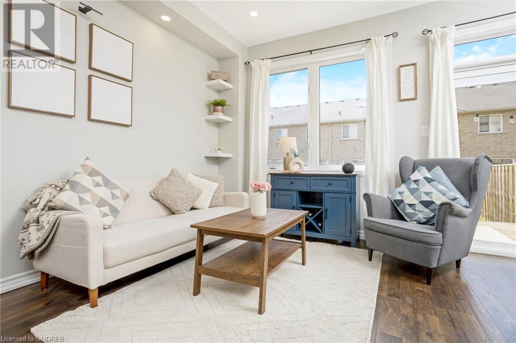 Image of property at 706 AGNEW Crescent