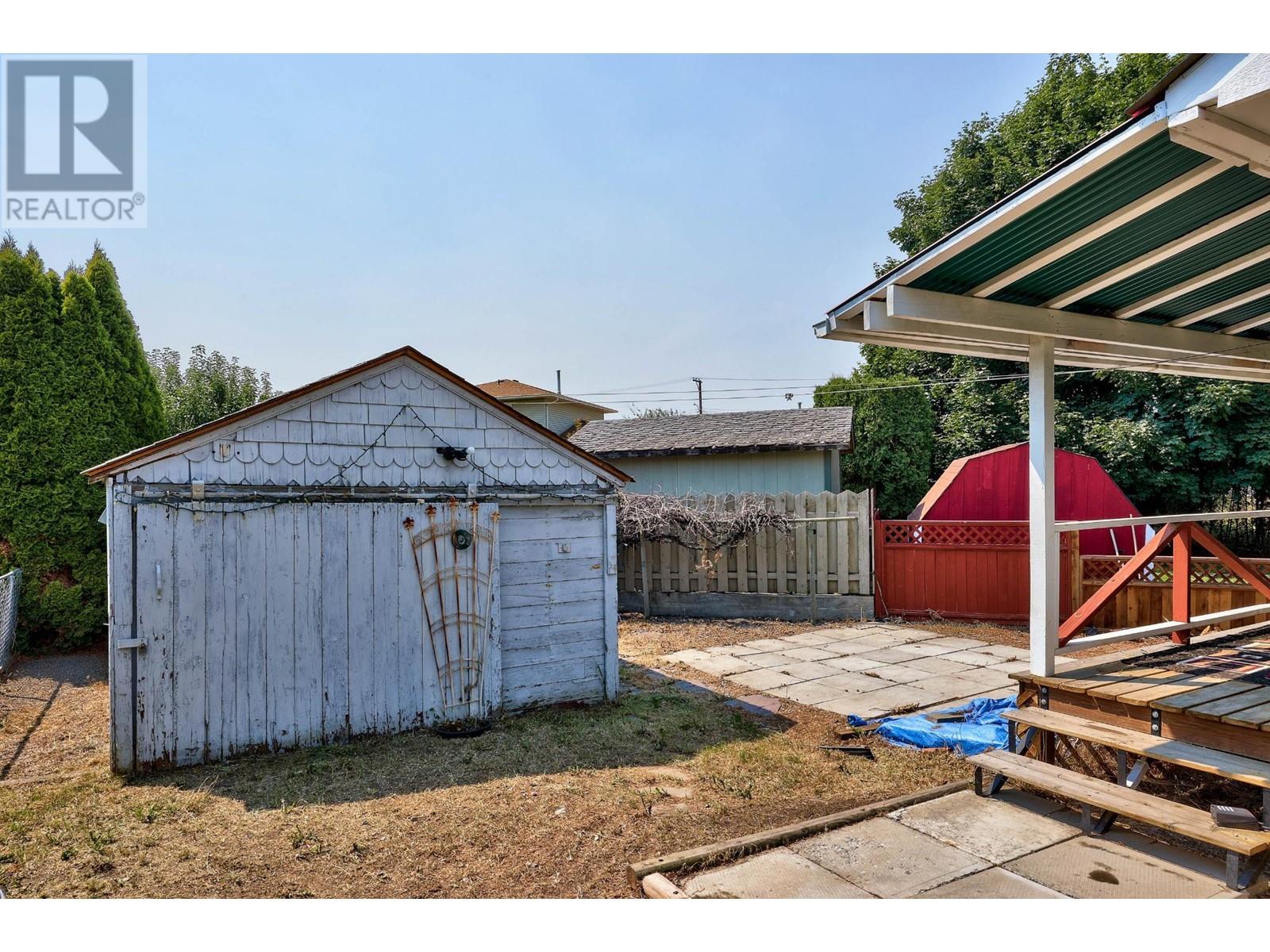 185 Yew Street, Kamloops, British Columbia  V2B 4A2 - Photo 21 - 180009