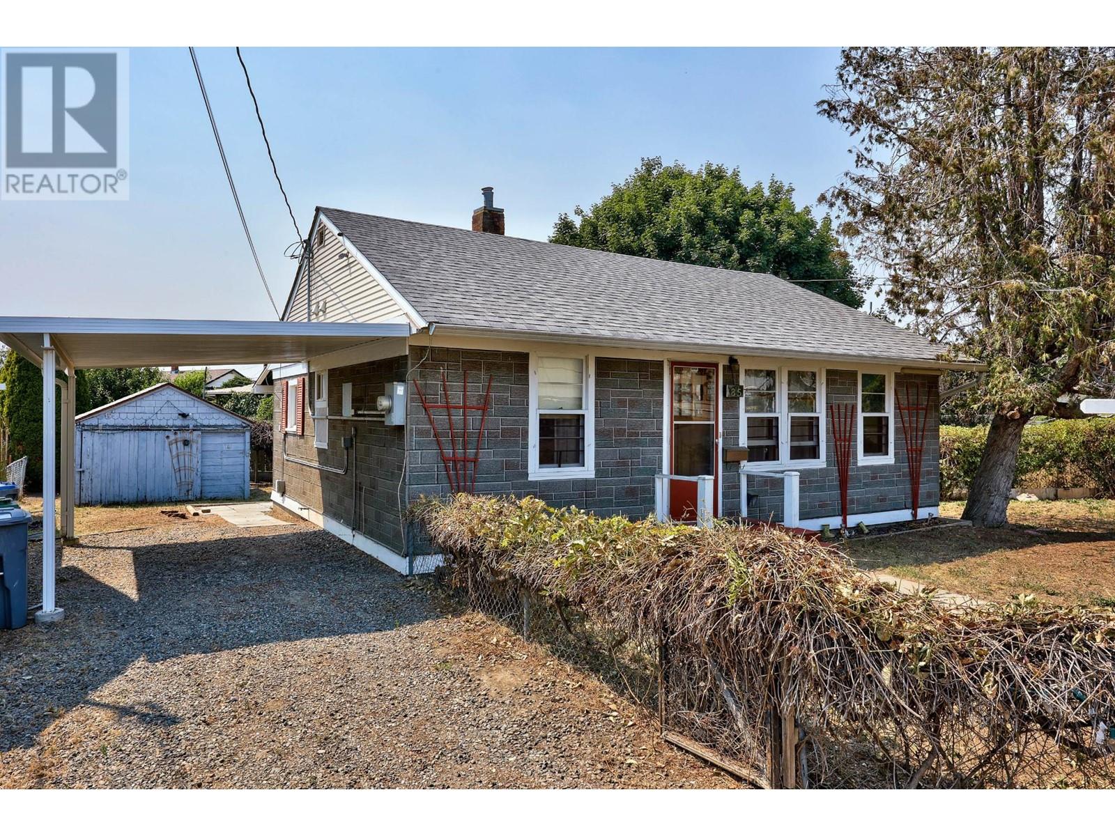 185 Yew Street, Kamloops, British Columbia  V2B 4A2 - Photo 3 - 180009