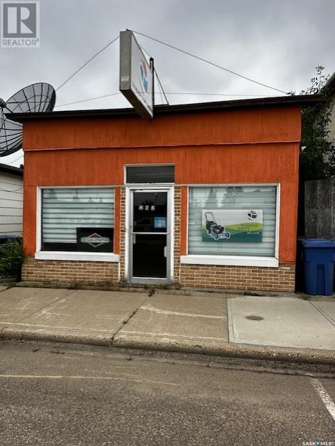 262 3rd Avenue W, Melville, Saskatchewan  S0A 2P0 - Photo 1 - SK977513