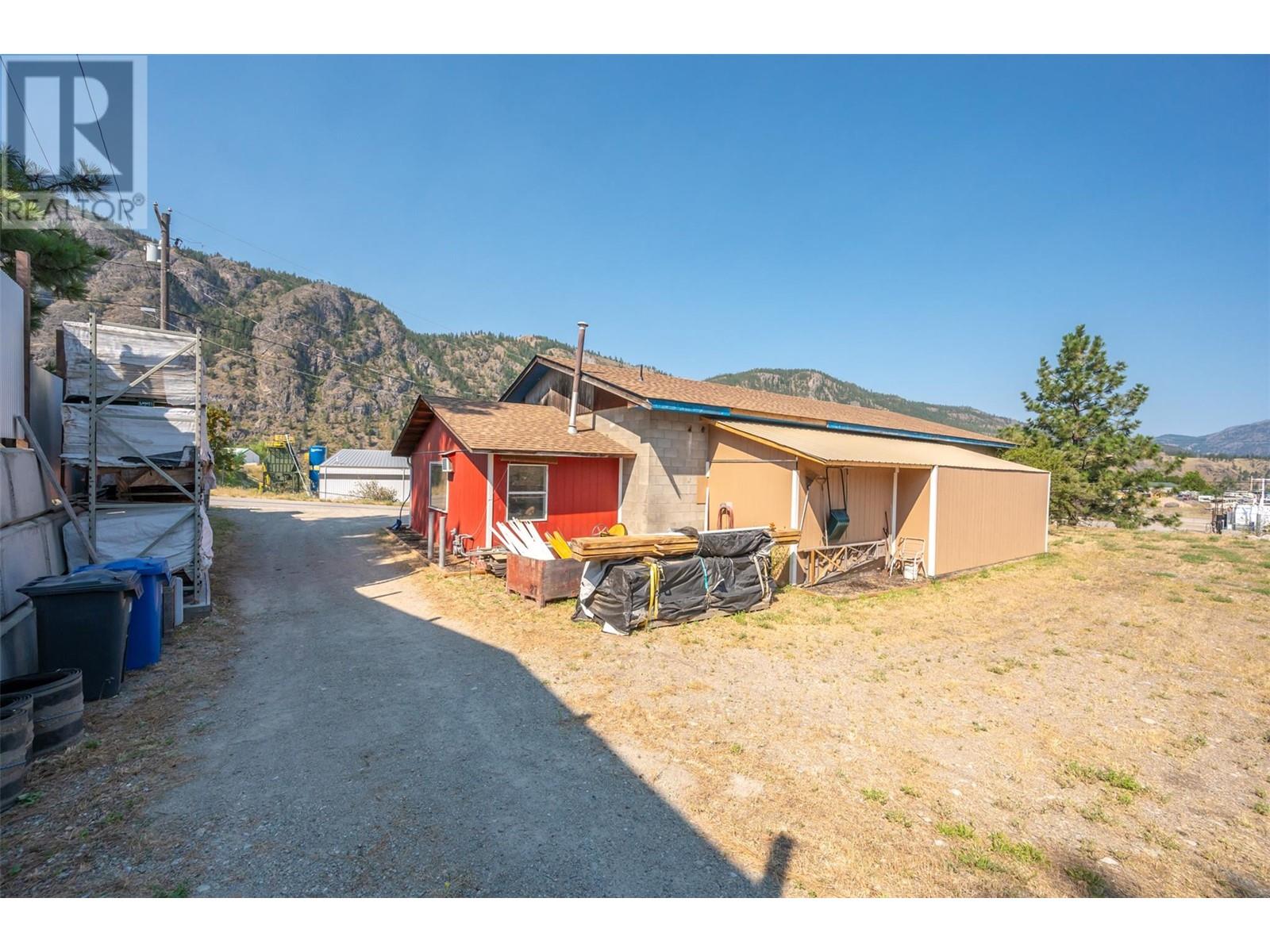 1705 Wallis Road, Okanagan Falls, British Columbia  V0H 1R0 - Photo 23 - 10320324