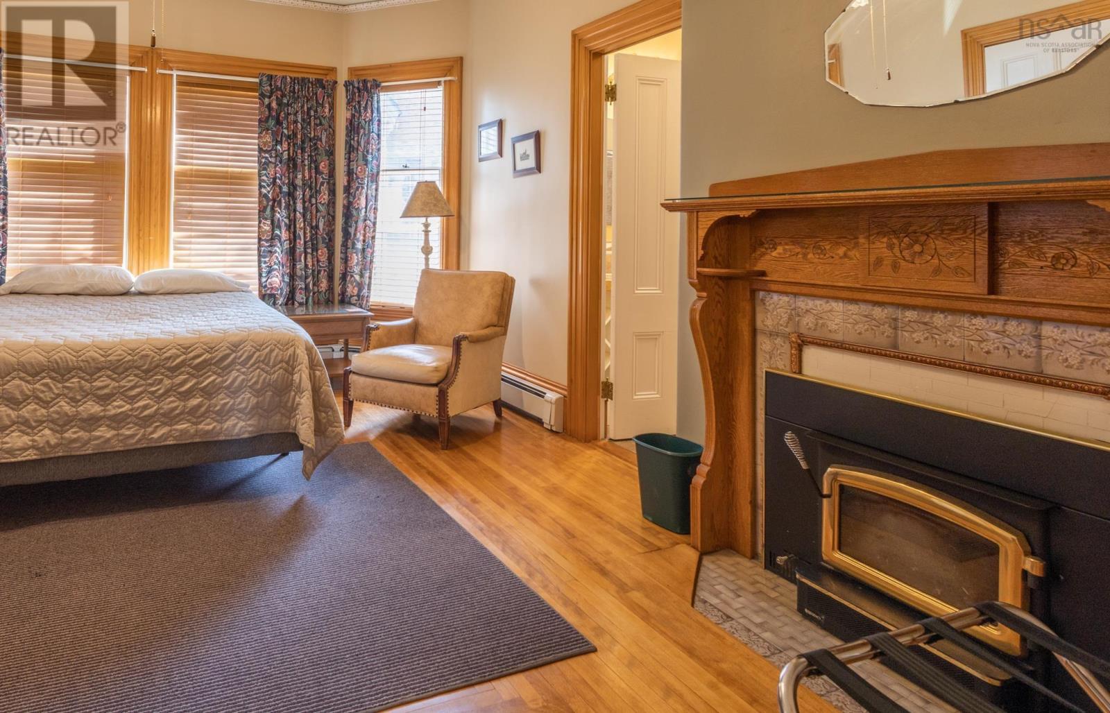 27 Willow Street, Yarmouth, Nova Scotia  B5A 1V2 - Photo 37 - 202417633