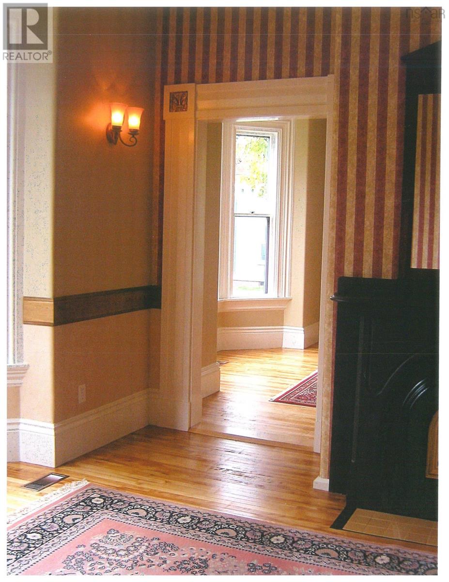 27 Willow Street, Yarmouth, Nova Scotia  B5A 1V2 - Photo 42 - 202417633