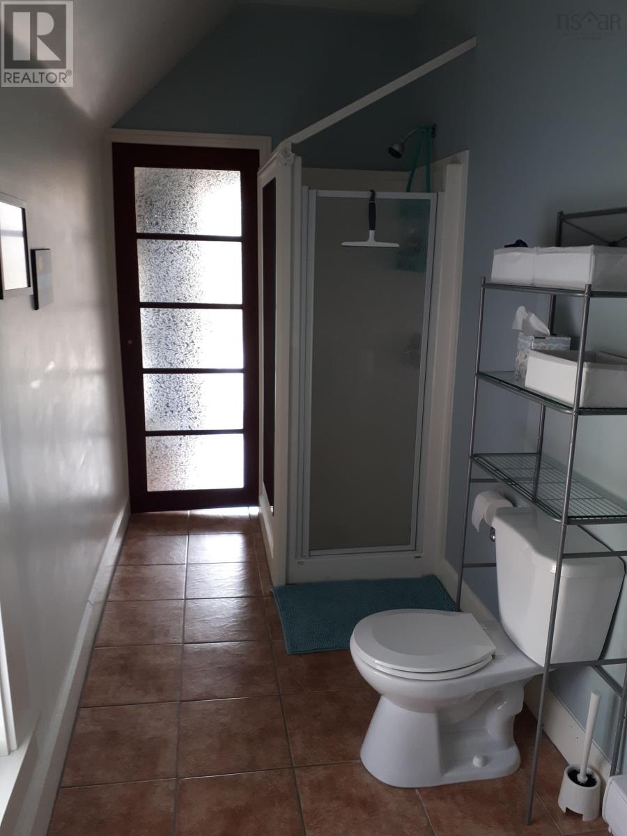 27 Willow Street, Yarmouth, Nova Scotia  B5A 1V2 - Photo 46 - 202417633