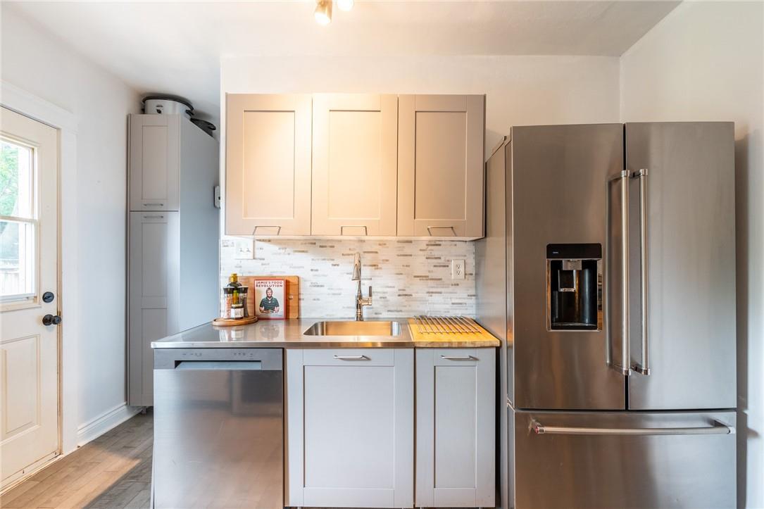 Image of property at 144 Dufferin Street E