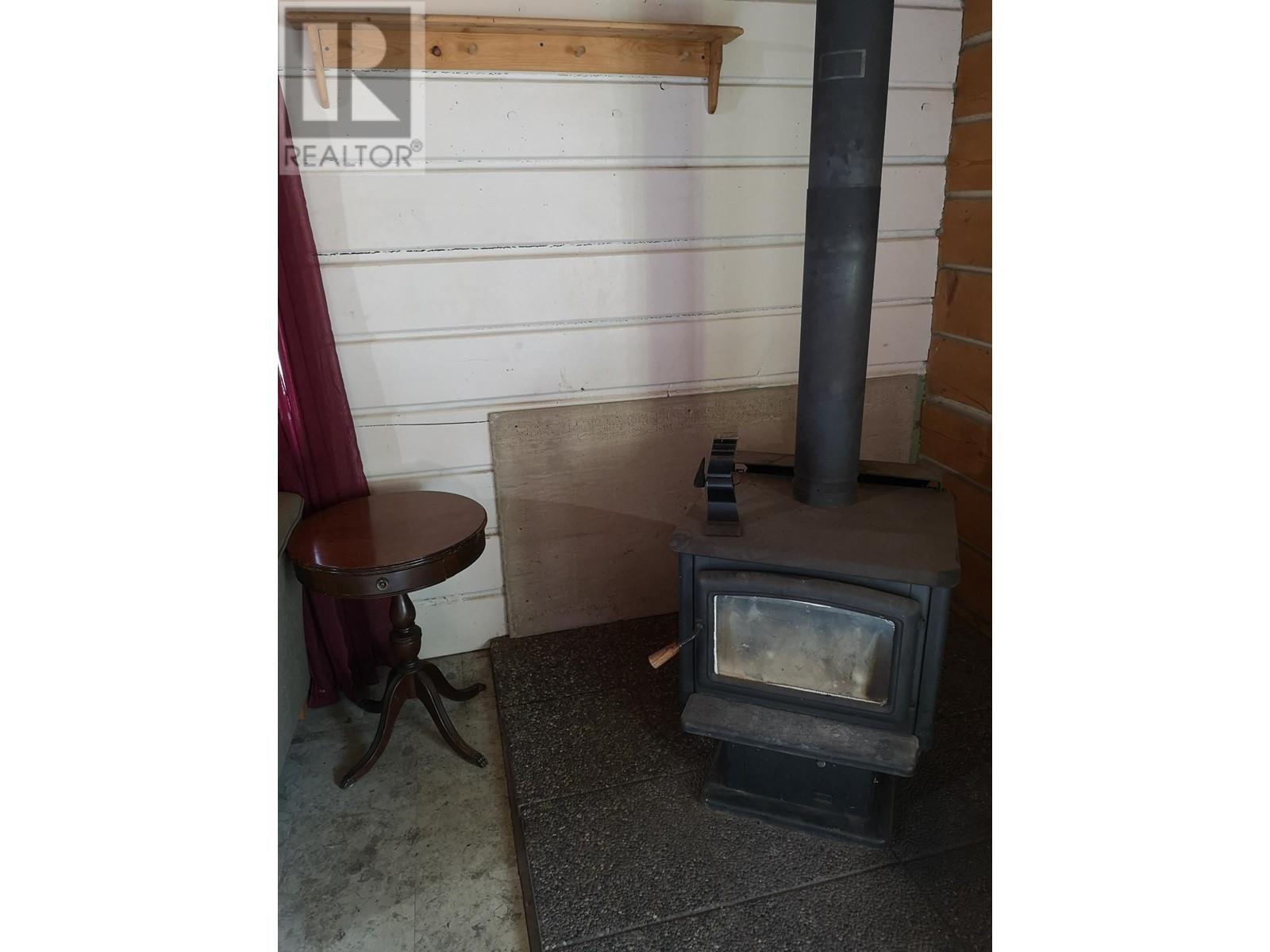 955 Raft River Road, Clearwater, British Columbia  V0E 1N1 - Photo 6 - 179995