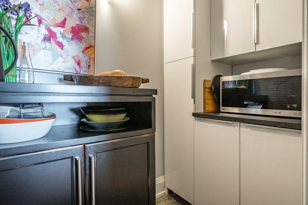 Image of property at 181 JAMES Street N|Unit #PH6