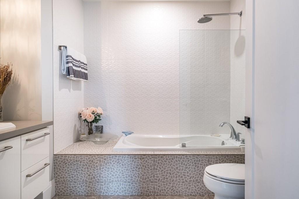 Image of property at 181 JAMES Street N|Unit #PH6