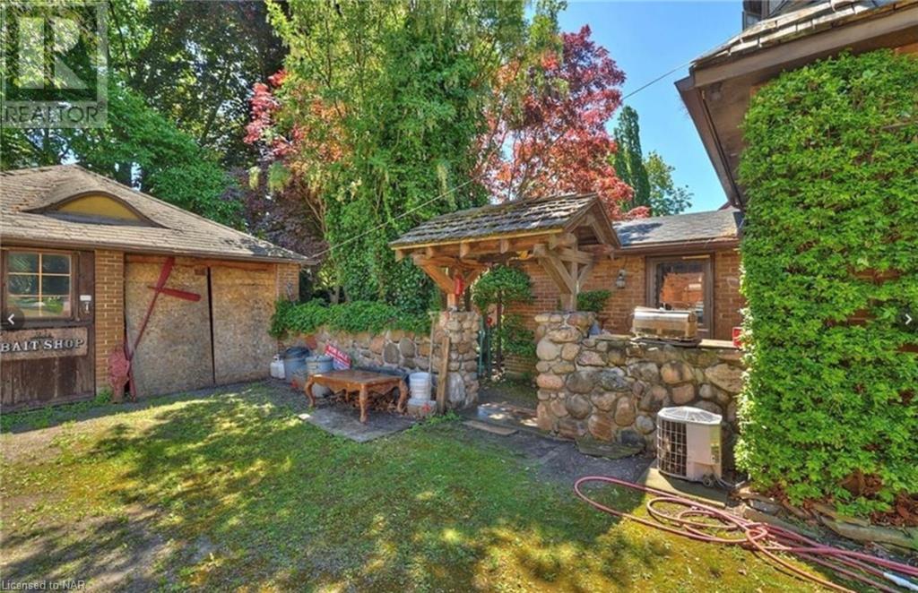 4908 Portage Road, Niagara Falls, Ontario  L2E 6B3 - Photo 3 - 40624482