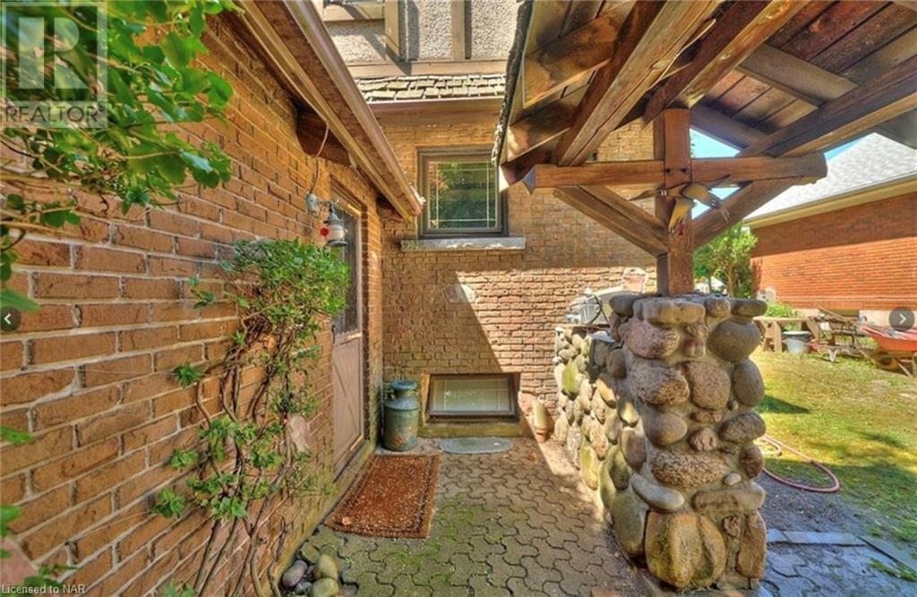 4908 Portage Road, Niagara Falls, Ontario  L2E 6B3 - Photo 4 - 40624482