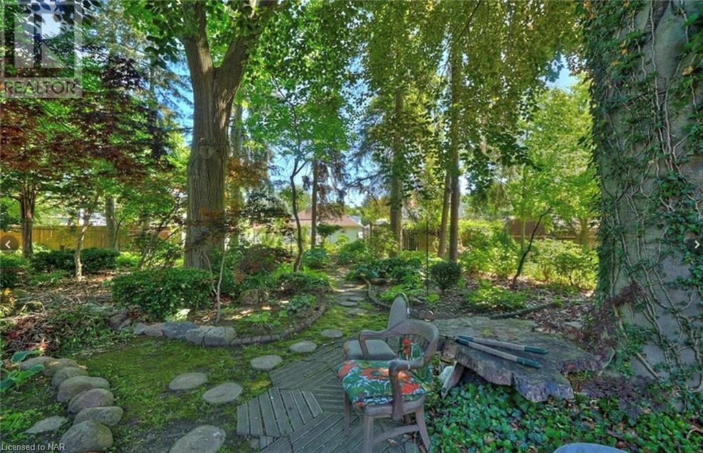 4908 Portage Road, Niagara Falls, Ontario  L2E 6B3 - Photo 8 - 40624482