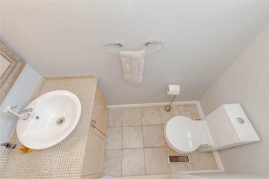 120 Quigley Road, Hamilton, Ontario  L8K 6L4 - Photo 17 - H4201079