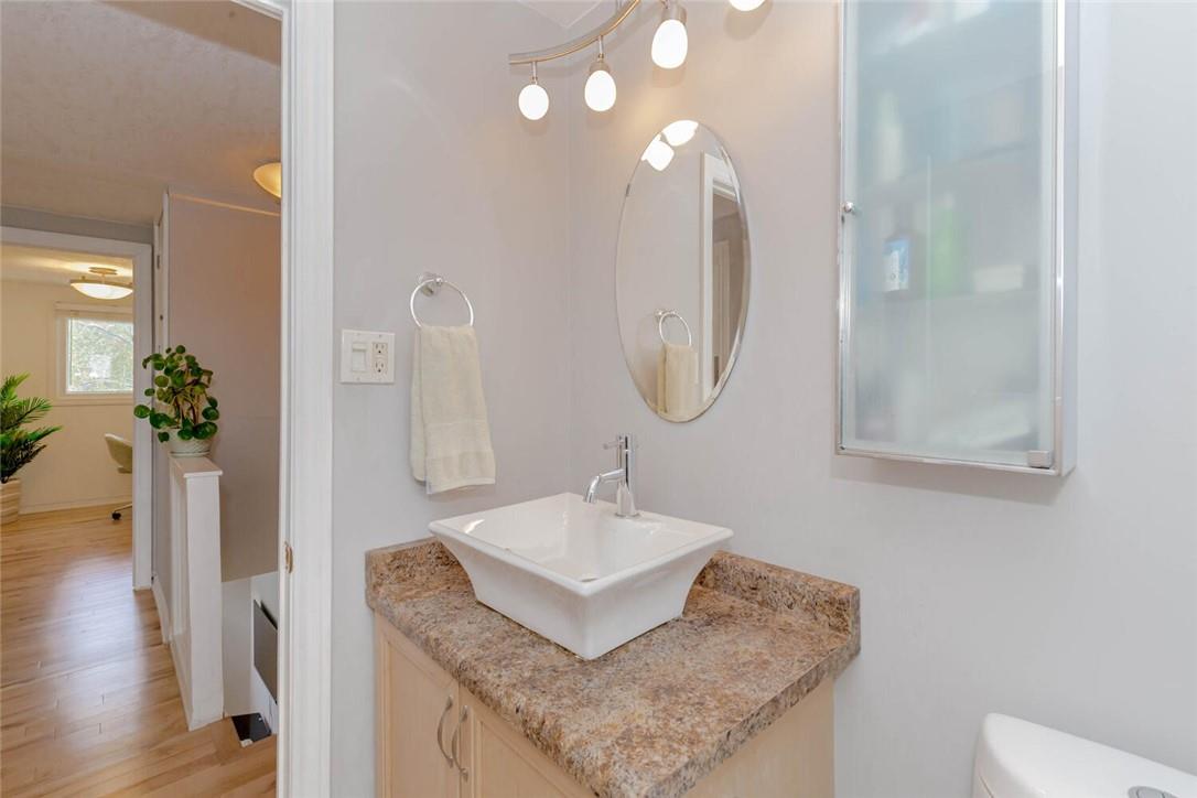 120 Quigley Road, Hamilton, Ontario  L8K 6L4 - Photo 29 - H4201079