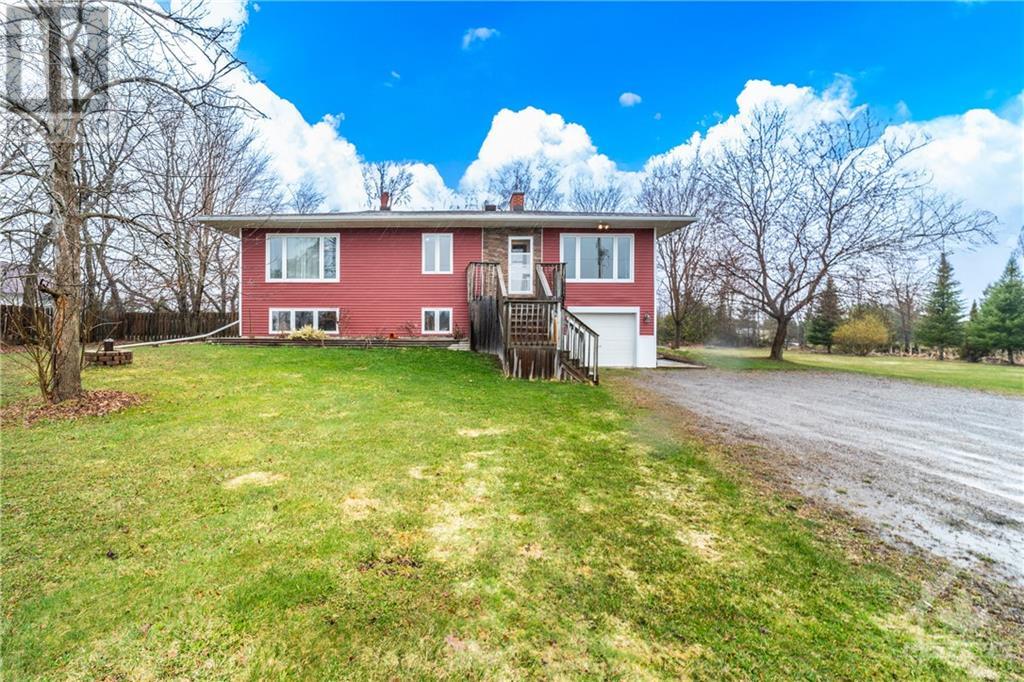 1080 Perth Road, Beckwith, Ontario  K7A 4S7 - Photo 1 - 1403730