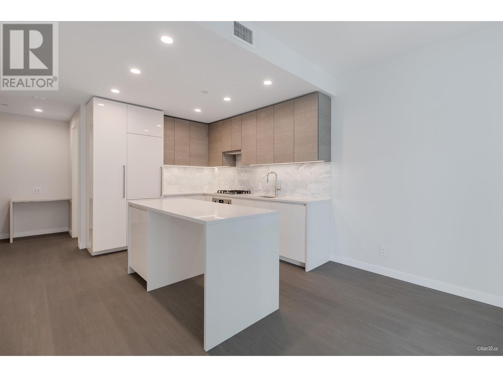 2707 2186 Gilmore Avenue, Burnaby, British Columbia  V5C 6A7 - Photo 3 - R2908755