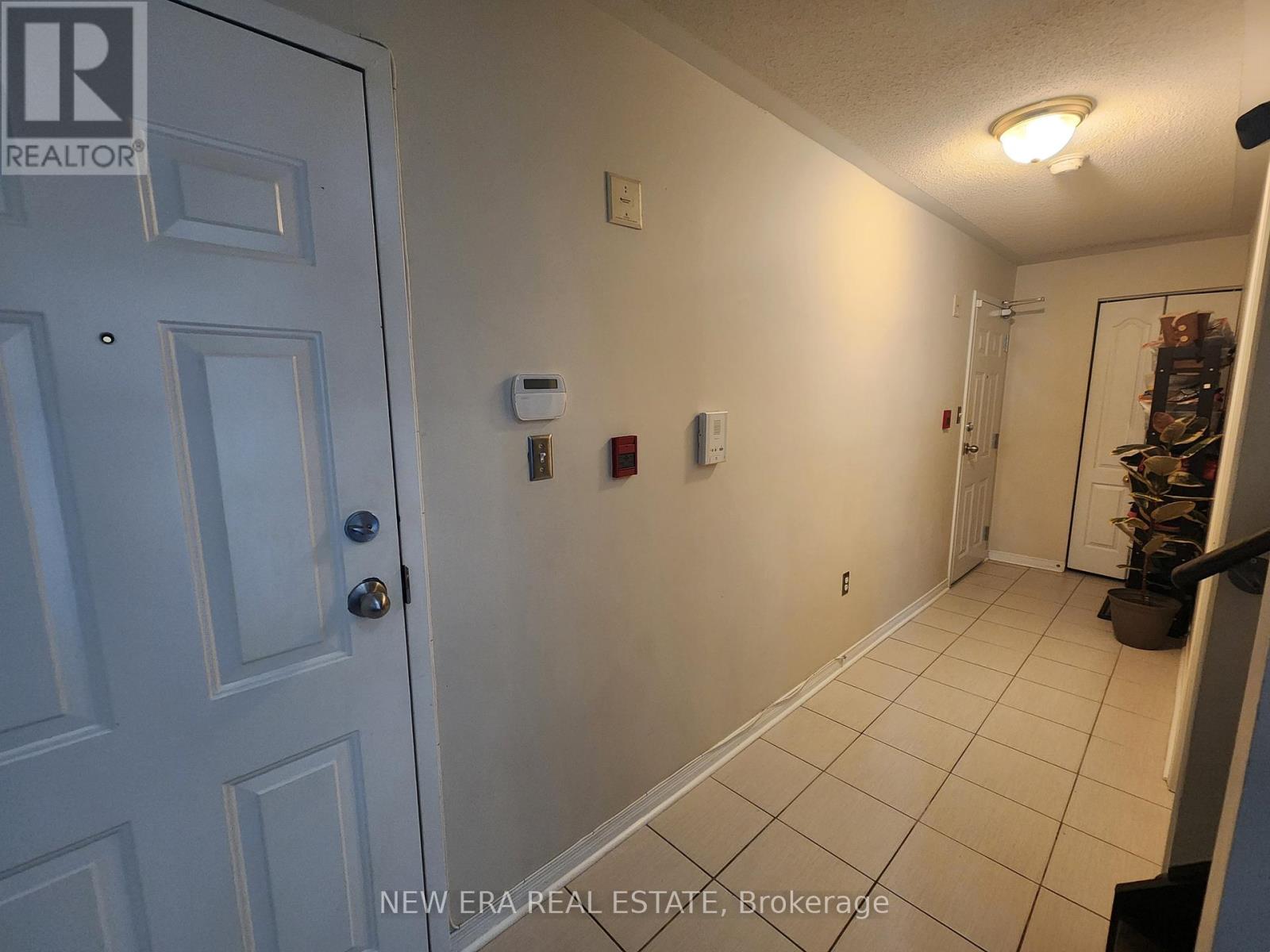 48 - 651f Warden Avenue, Toronto, Ontario  M1L 0E8 - Photo 2 - E9052620