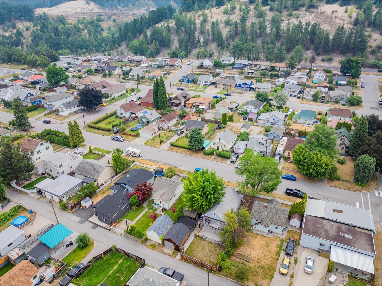 2162 Sixth  Avenue, Trail, British Columbia  V1R 3B7 - Photo 62 - 2478610