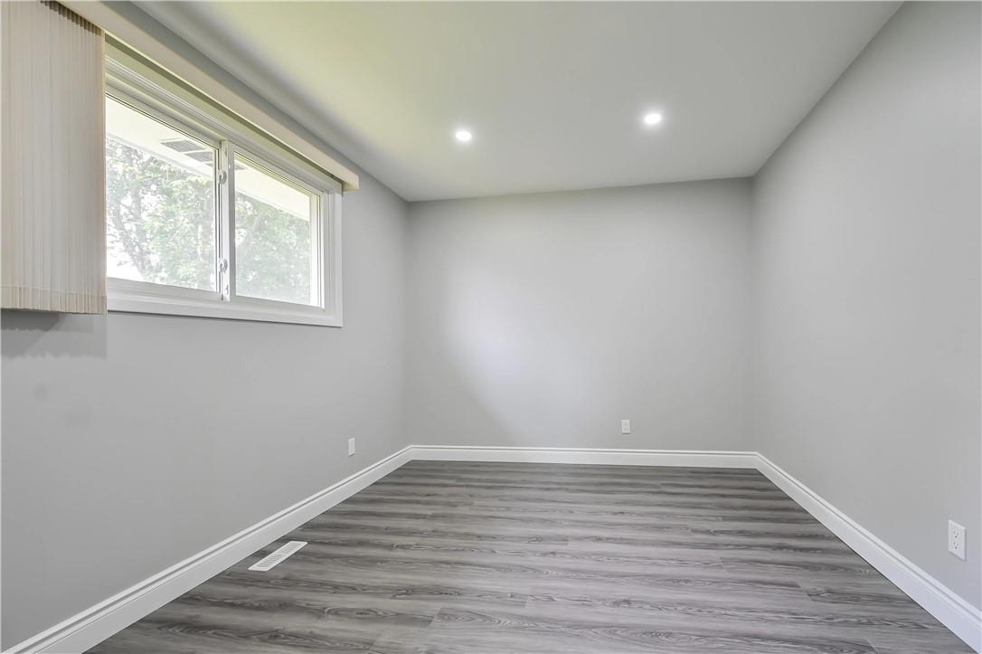 3271 Corry Crescent, Niagara Falls, Ontario  L2G 7G2 - Photo 15 - H4200986