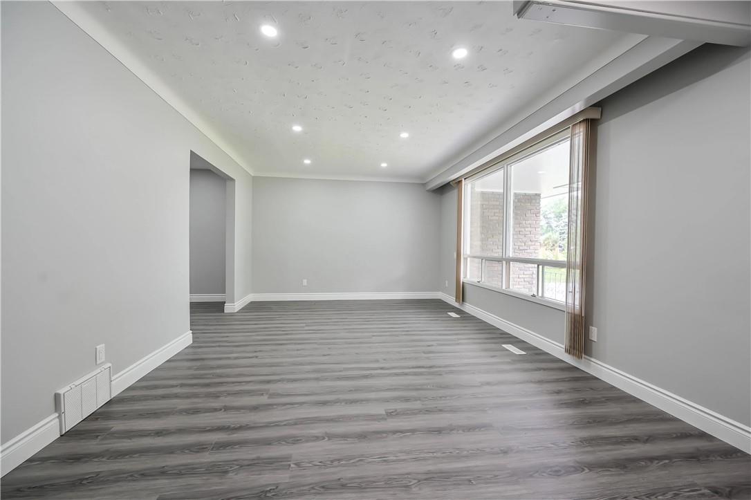 3271 Corry Crescent, Niagara Falls, Ontario  L2G 7G2 - Photo 8 - H4200986