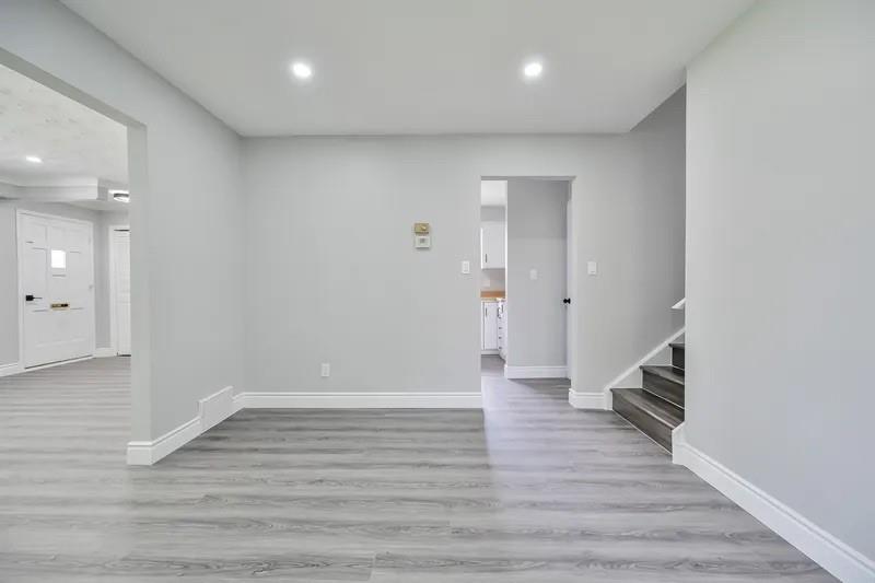 3271 Corry Crescent, Niagara Falls, Ontario  L2G 7G2 - Photo 9 - H4200986