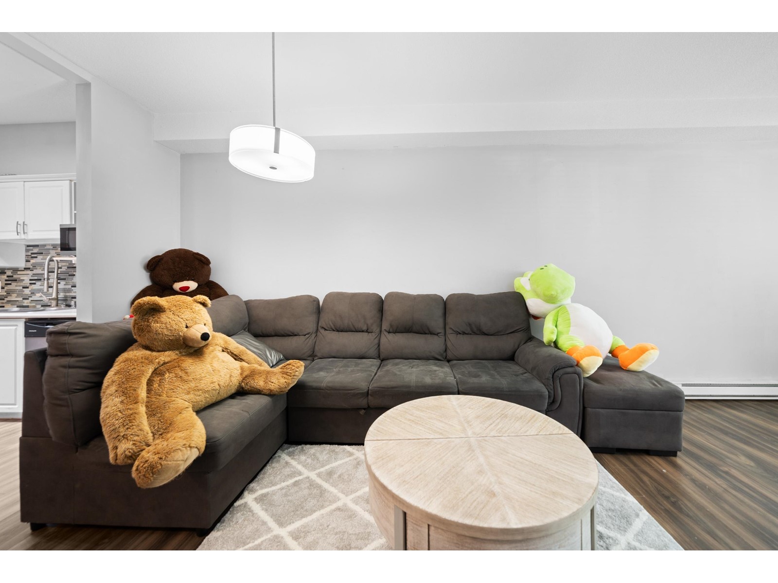 Property at 115 8139 121A STREET image 3