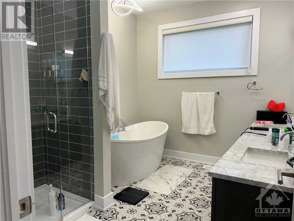 2930 Ahearn AvenueOttawa, Ontario  K2B 6Z9 - Photo 18 - X9516206