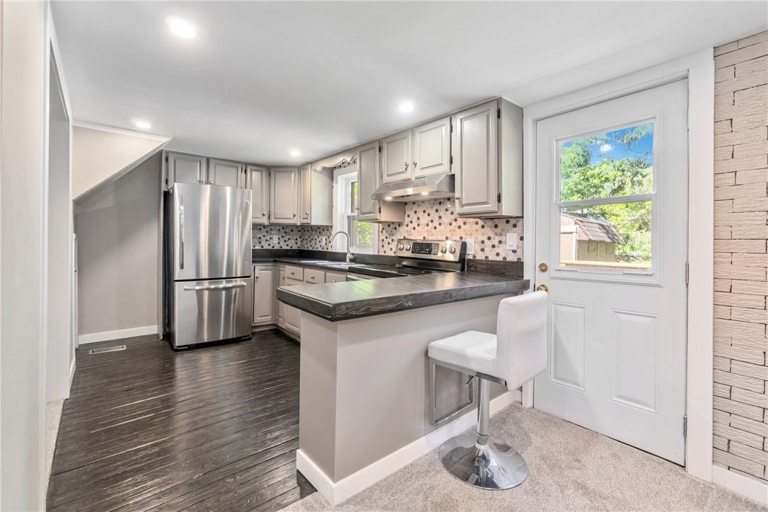 Image of property at 4202 Hixon Street