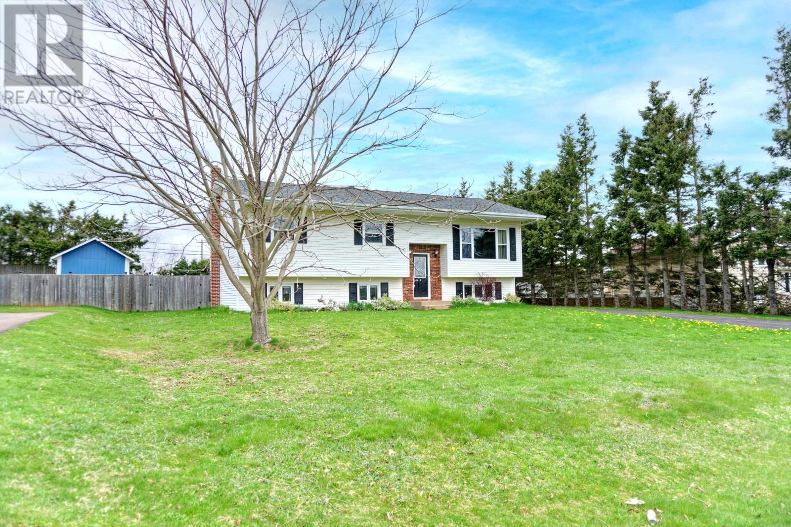 6 MITCHELL Drive, stratford, Prince Edward Island