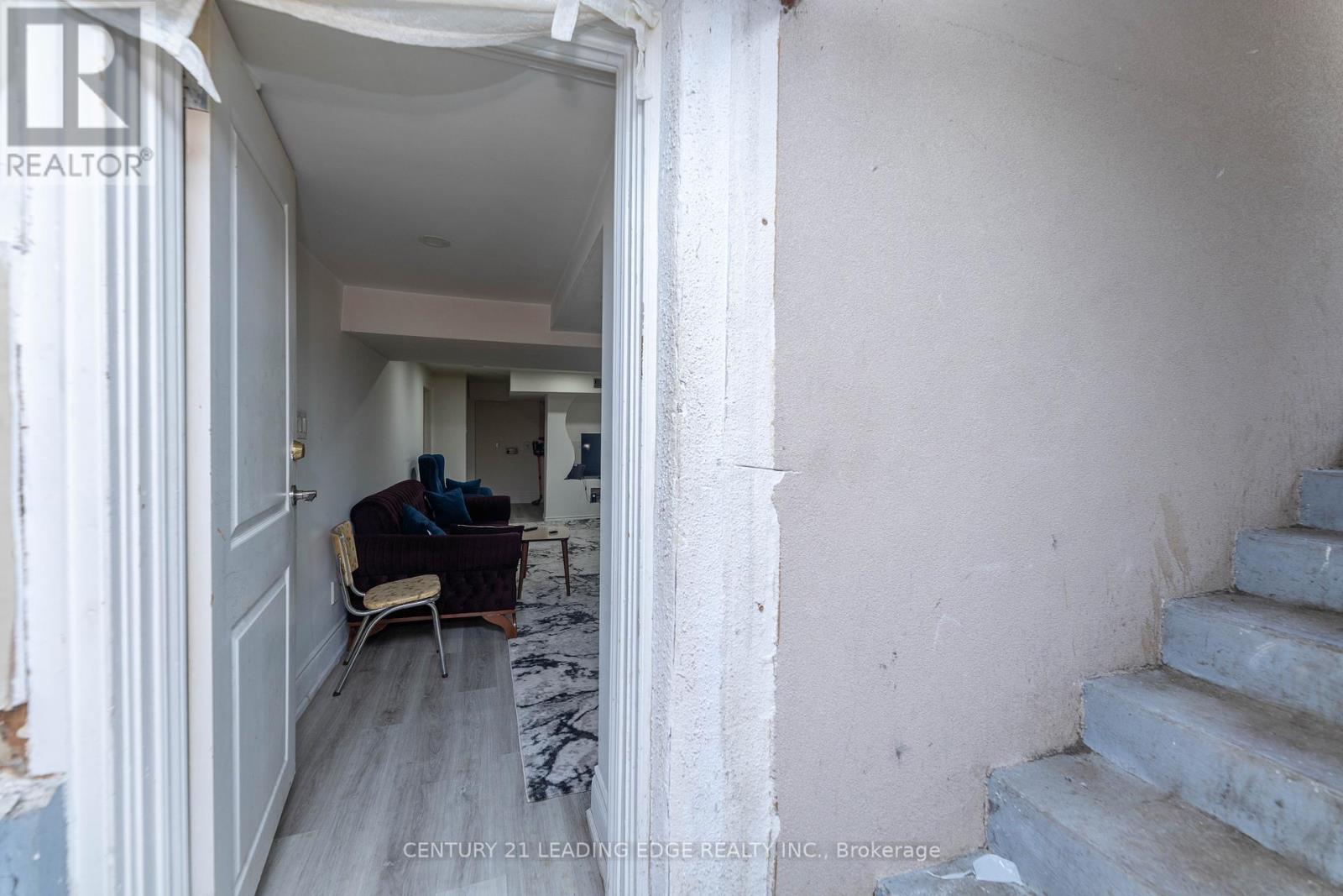 279 Cornelius Parkway, Toronto, Ontario  M3K 1T6 - Photo 24 - W9050848