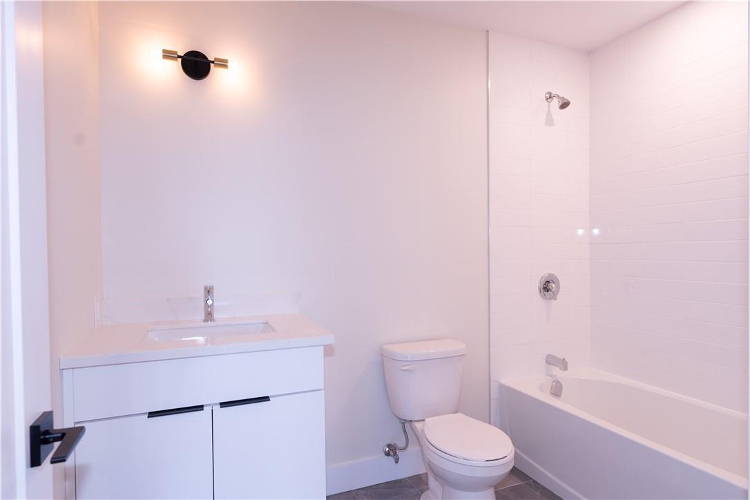 169 James Street S, Unit #401, Hamilton, Ontario  L8P 3A3 - Photo 4 - H4201112