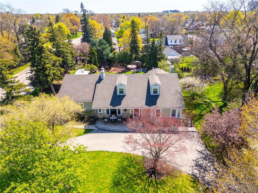 46 Mountain Brow Boulevard, Hamilton, Ontario  L8T 1A3 - Photo 2 - H4201157