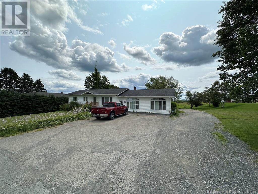 10 675 Route, Grand Falls, New Brunswick  E3Z 1Z3 - Photo 2 - NB103477